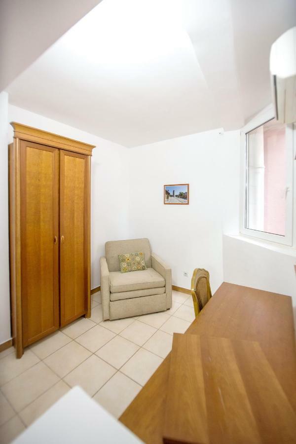 Apartments & Rooms Nikolic Budva Dış mekan fotoğraf